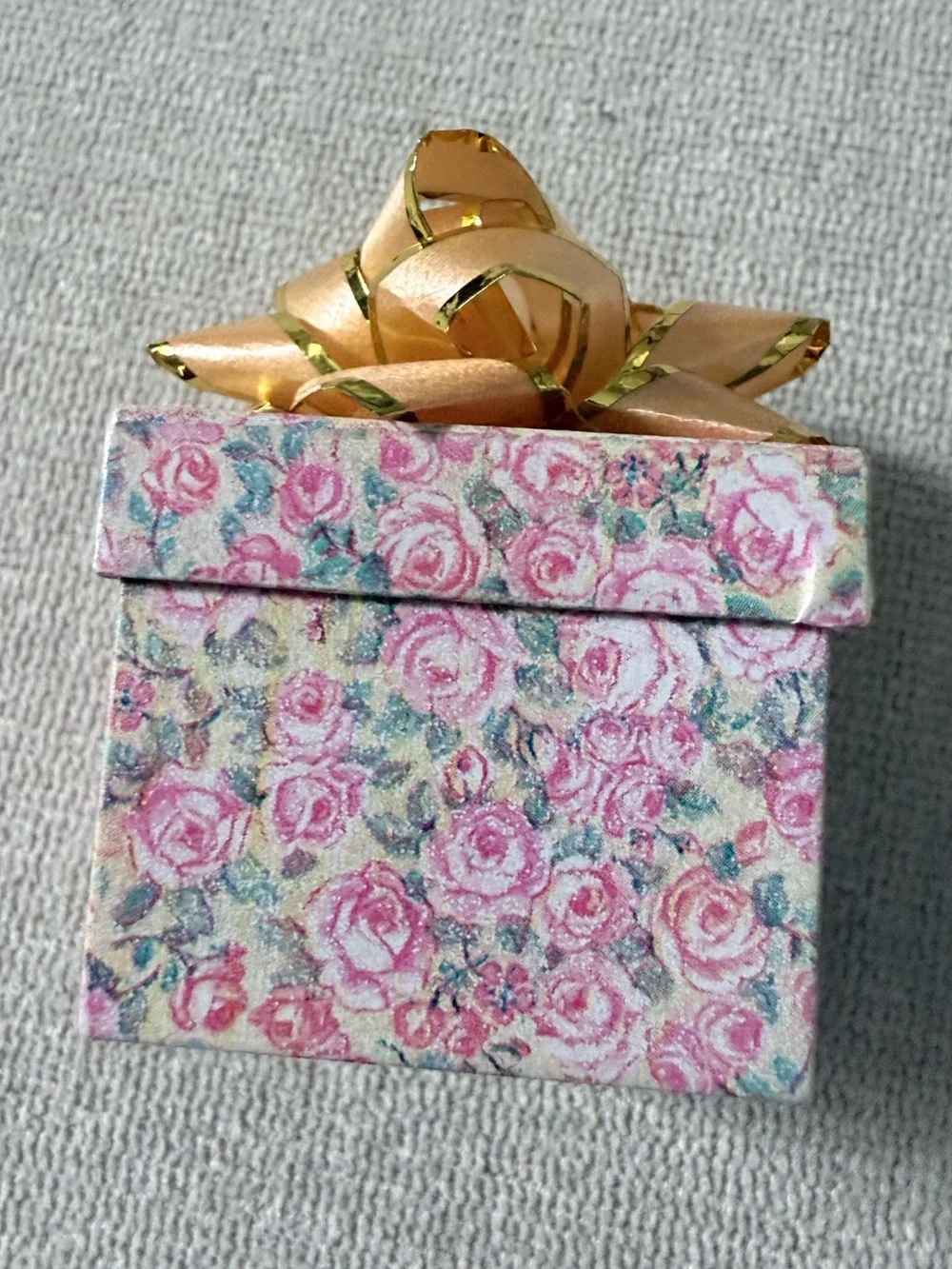Vintage Floral Paper Ring Gift Box